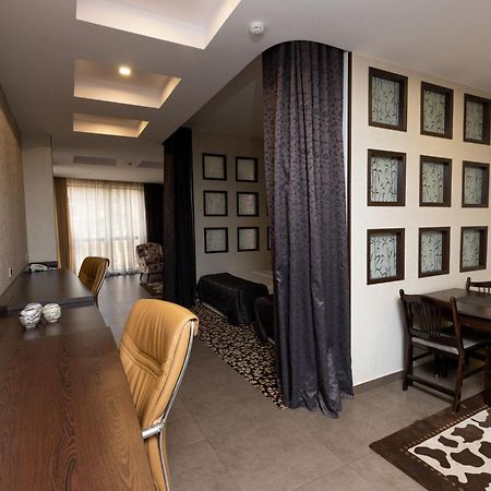 Shirak Hotel Erévan Extérieur photo