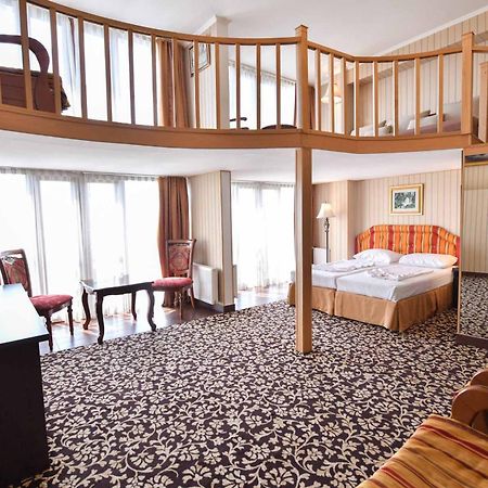 Shirak Hotel Erévan Extérieur photo