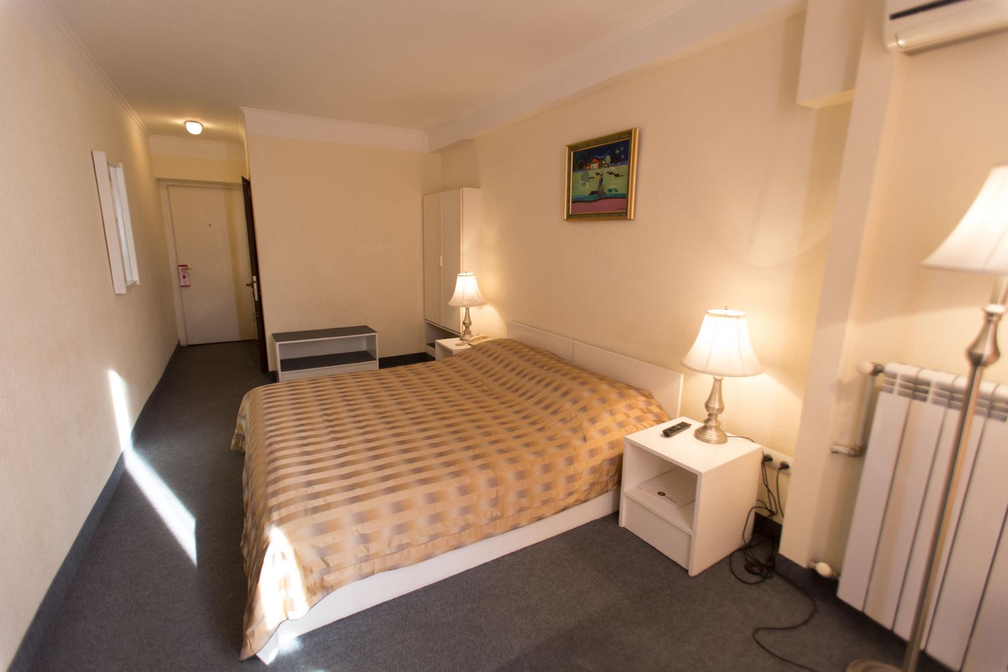 Shirak Hotel Erévan Extérieur photo