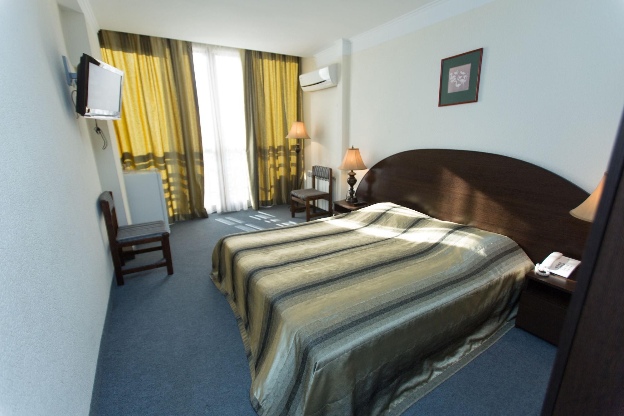Shirak Hotel Erévan Extérieur photo