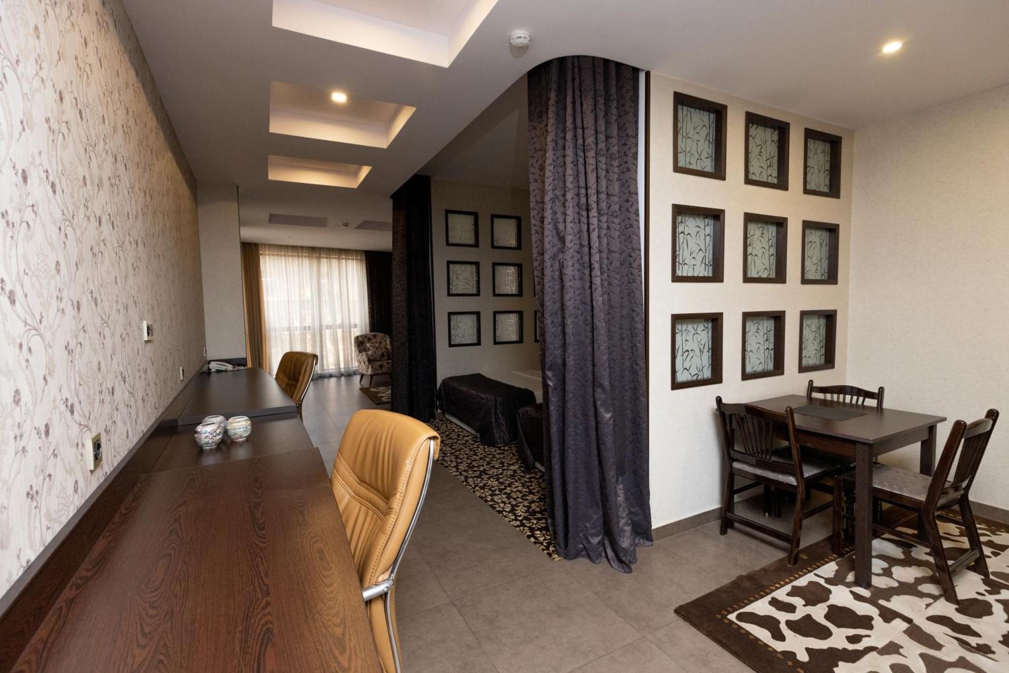 Shirak Hotel Erévan Extérieur photo