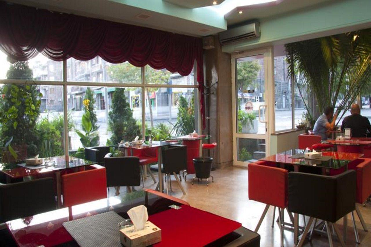 Shirak Hotel Erévan Extérieur photo