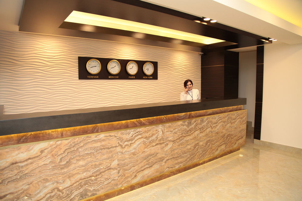 Shirak Hotel Erévan Extérieur photo