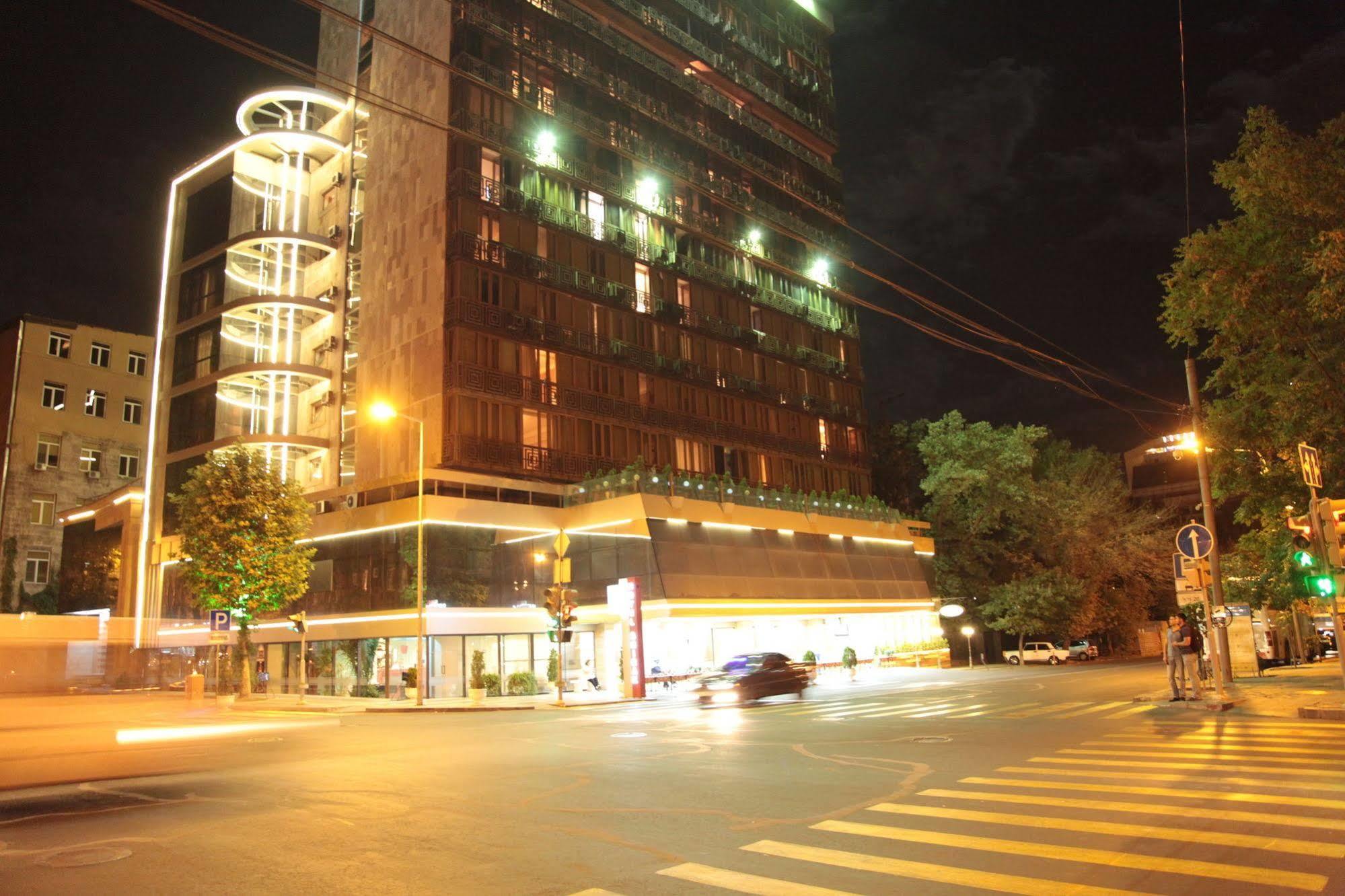 Shirak Hotel Erévan Extérieur photo