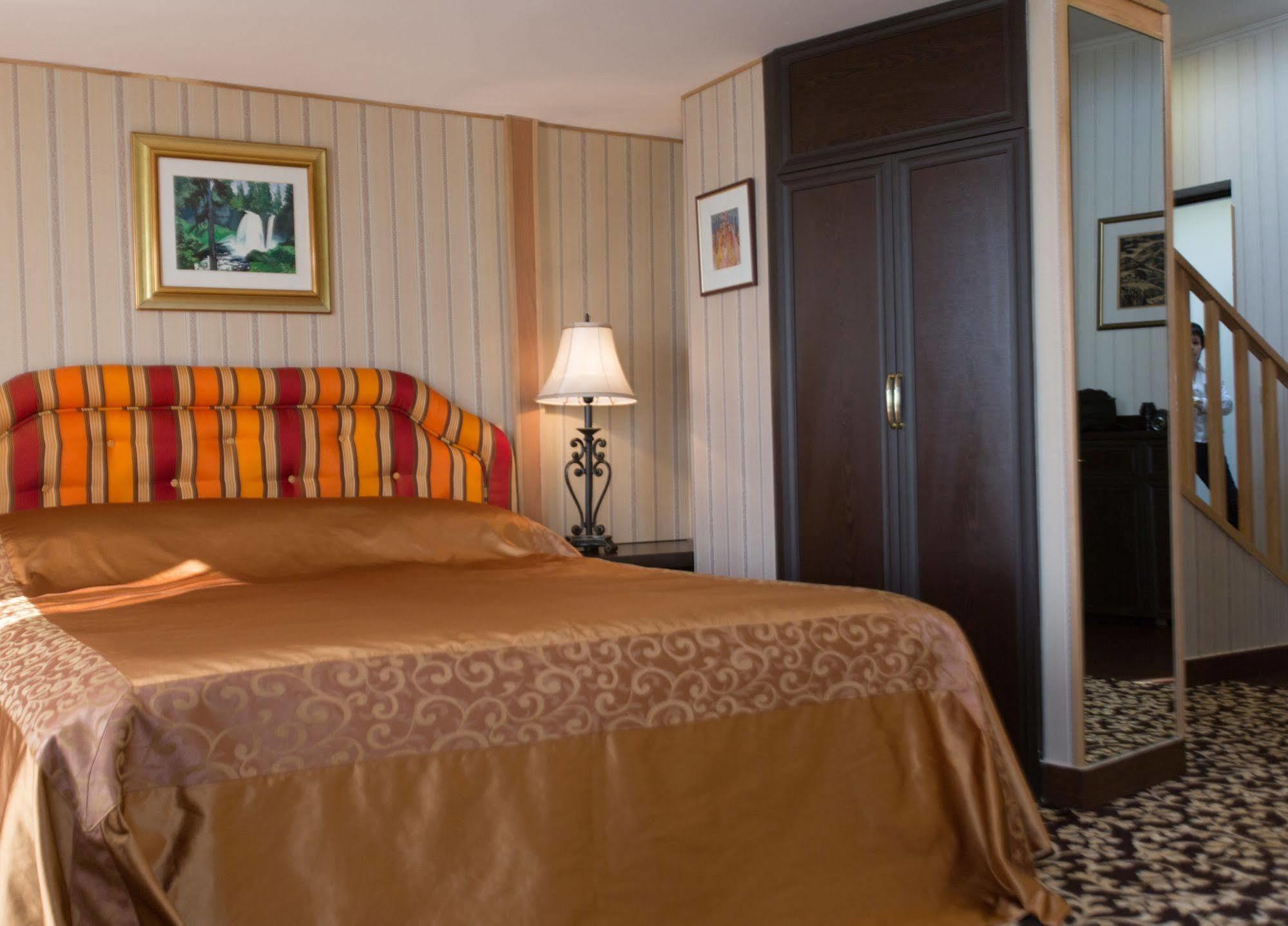 Shirak Hotel Erévan Extérieur photo