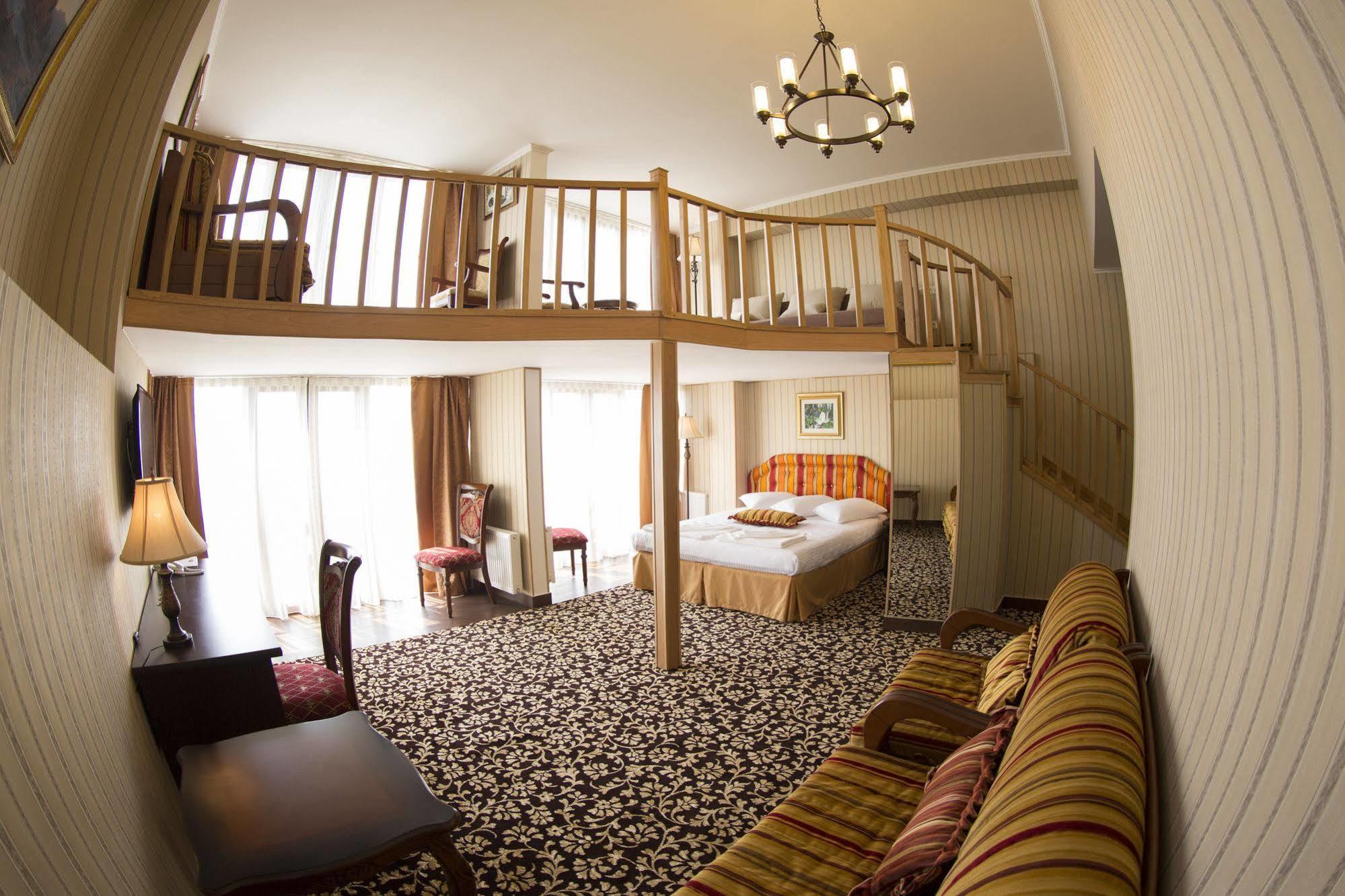 Shirak Hotel Erévan Extérieur photo